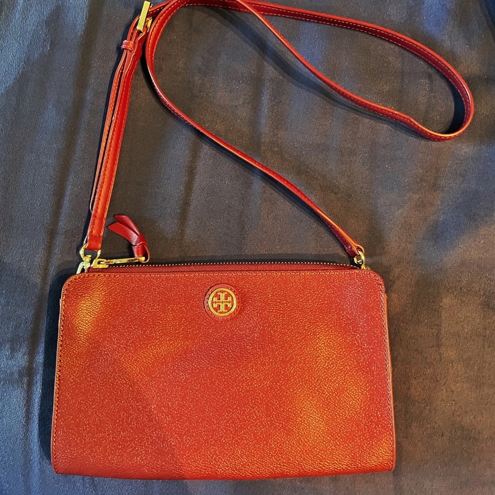 Tory Burch Crossbody clutch